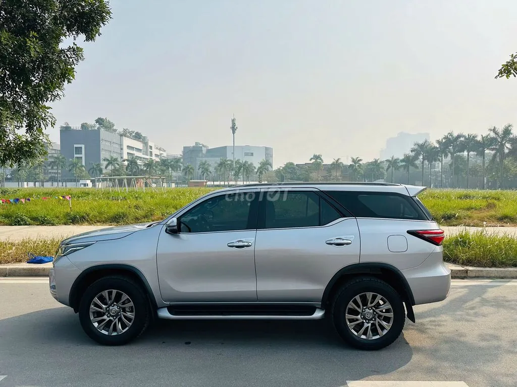 Toyota Fortuner 2021 photo 4