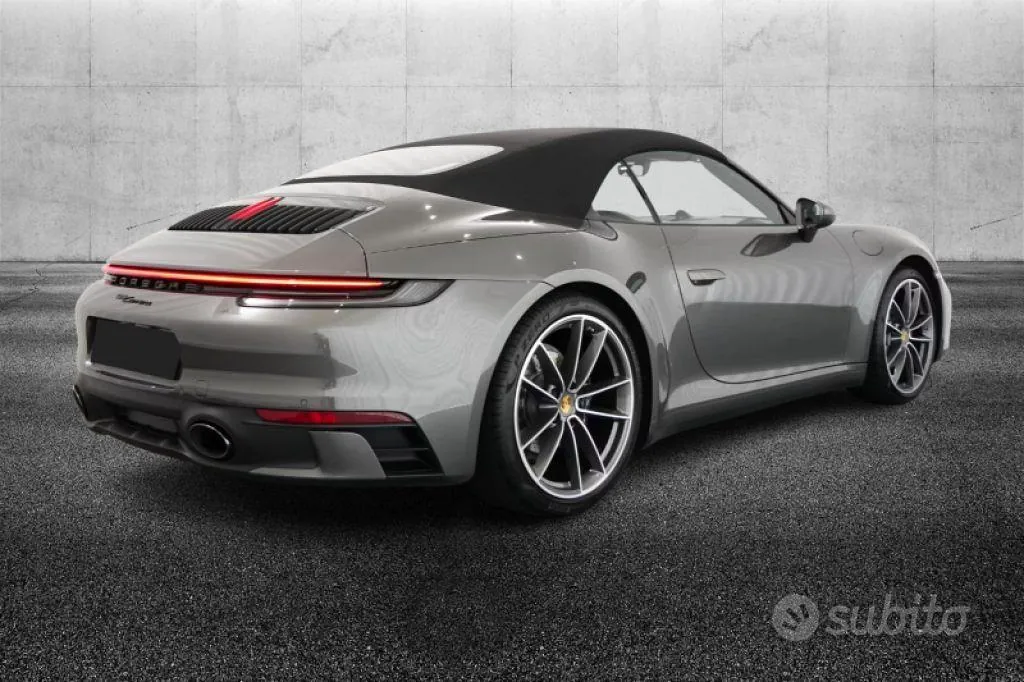 Porsche 911 2020 photo 4
