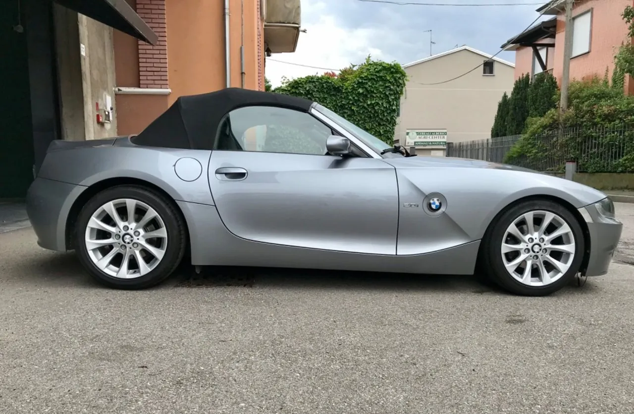 BMW Z4 2006 photo 4