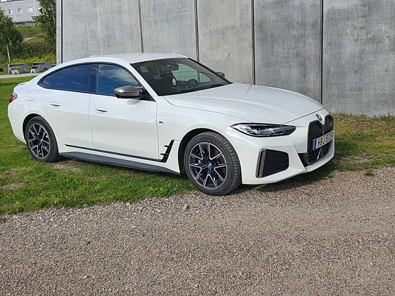 BMW I4 2023 photo 3