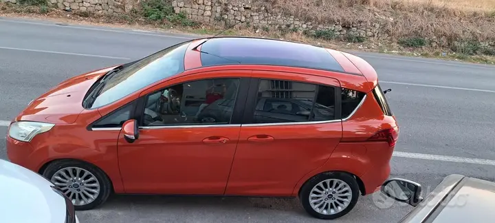 Ford B-Max 2013 photo 2