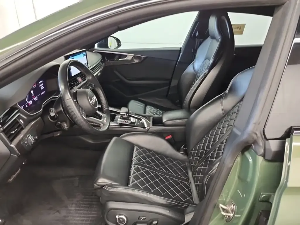 Audi S5 2023 photo 5