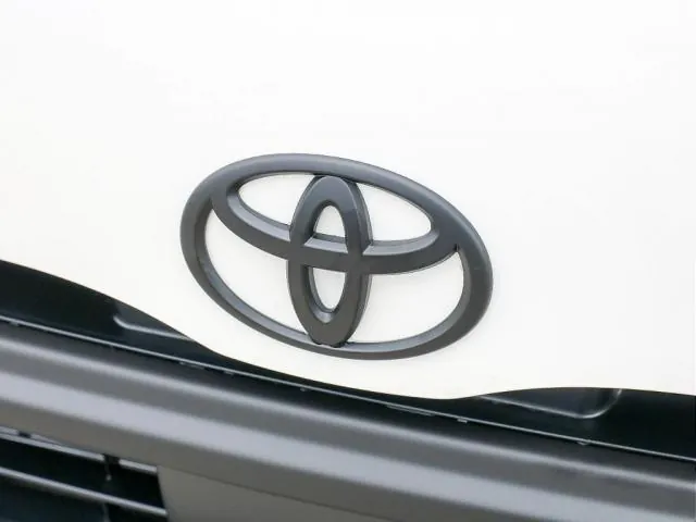 Toyota Hiace 2026 photo 4