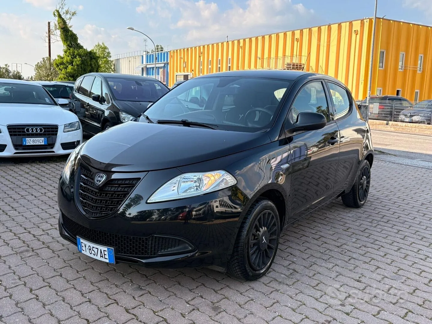 Lancia Ypsilon