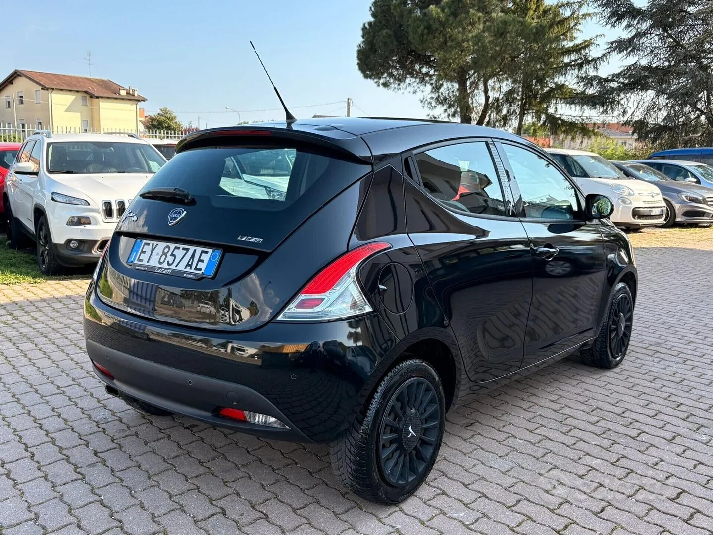Lancia Ypsilon 2015 photo 5