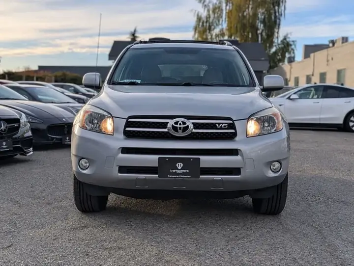 Toyota Rav4 2006 photo 2