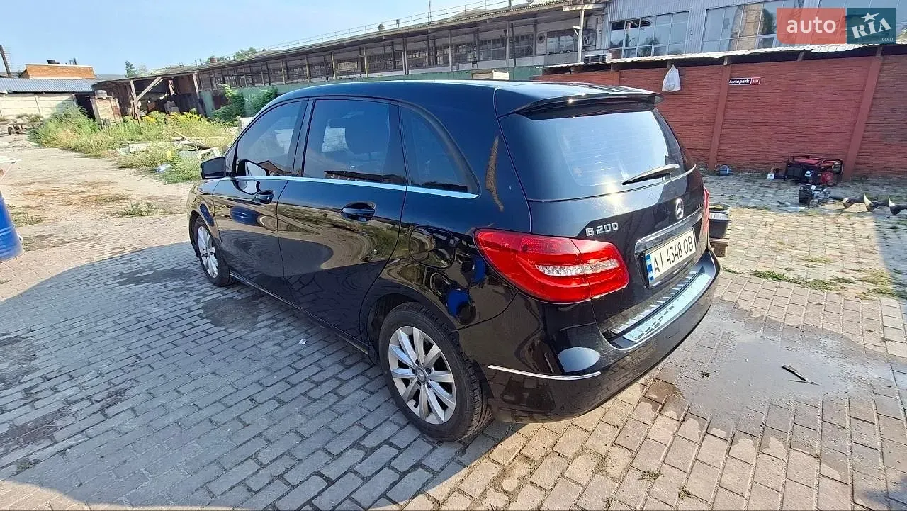 Mercedes-Benz B-Class 2013 photo 5