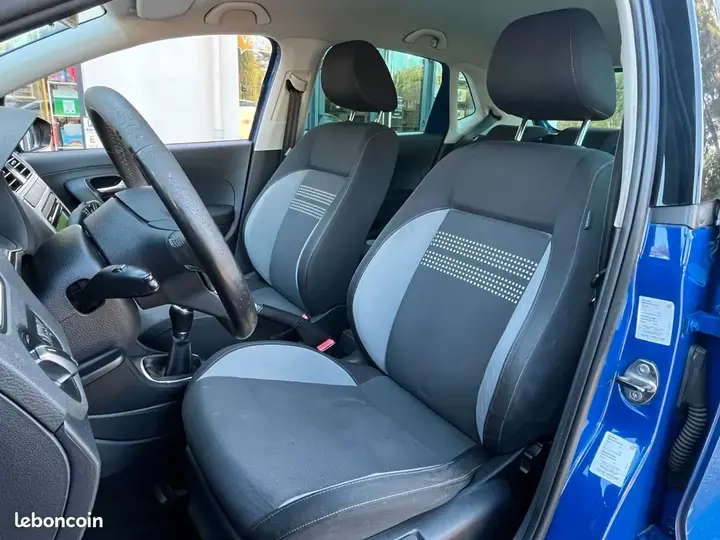 Volkswagen Polo 2013 photo 4
