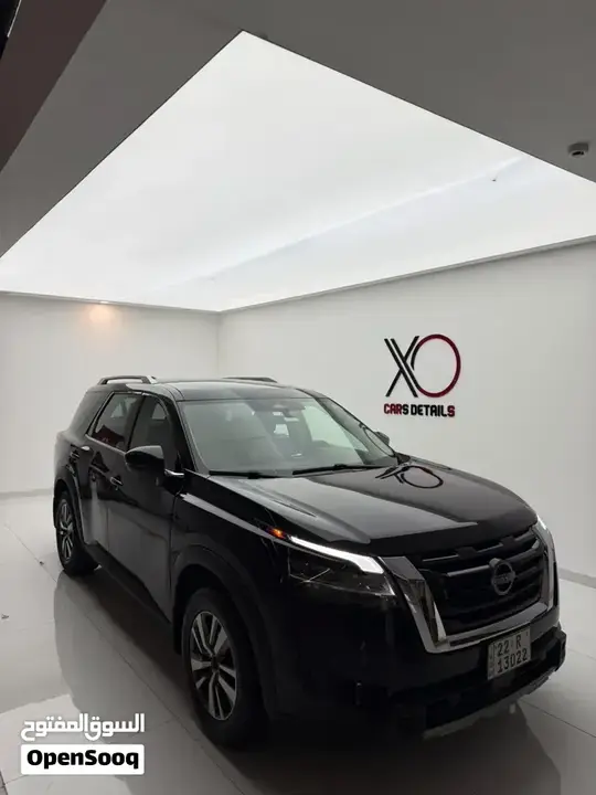 Nissan Pathfinder 2023 photo 2