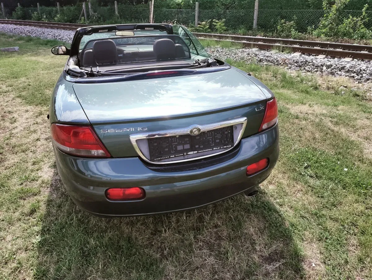 Chrysler Sebring 2002 photo 3