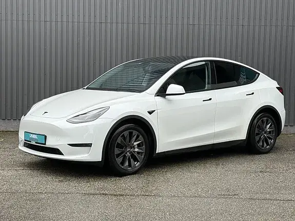 Tesla Model Y 2023 photo 3