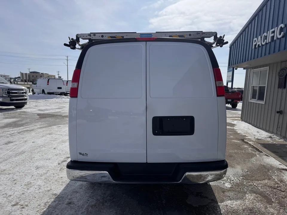 Chevrolet Express 2018 photo 5
