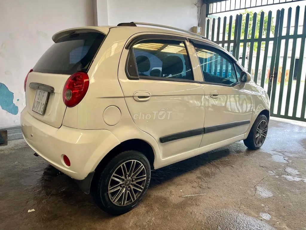 Chevrolet Spark 2010 photo 4
