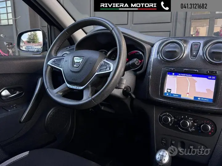 Dacia Sandero Stepway 2017 photo 4