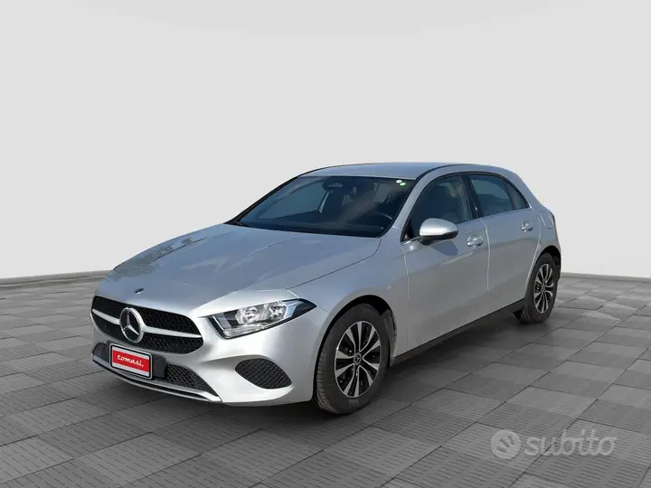 Mercedes-Benz A 180