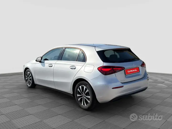 Mercedes-Benz A 180 2023 photo 3