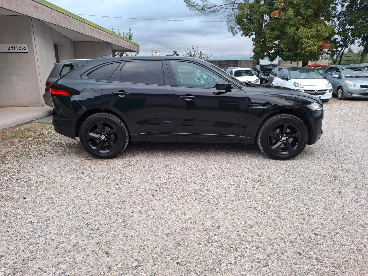 Jaguar F-Pace 2018 photo 3