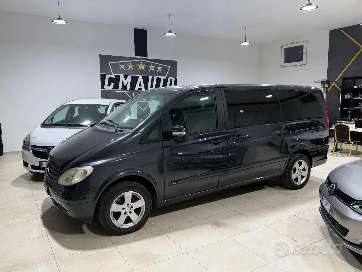 Mercedes-Benz Viano 2008 photo 2