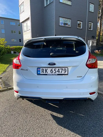 Ford Focus 2014 photo 3