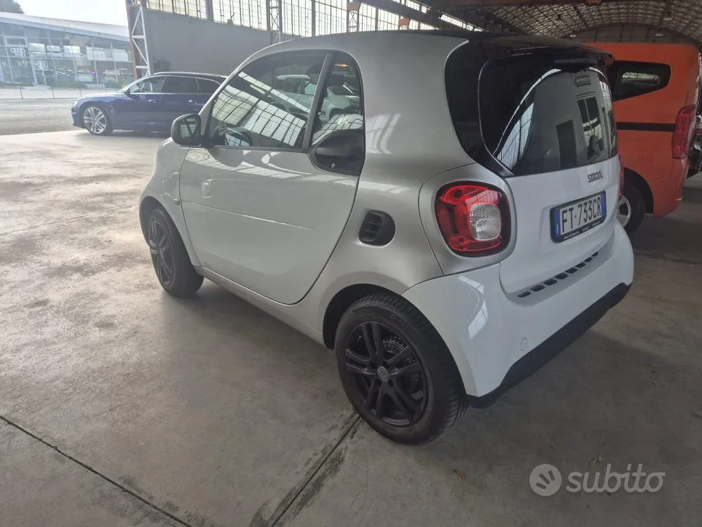 Smart Fortwo 2018 photo 5