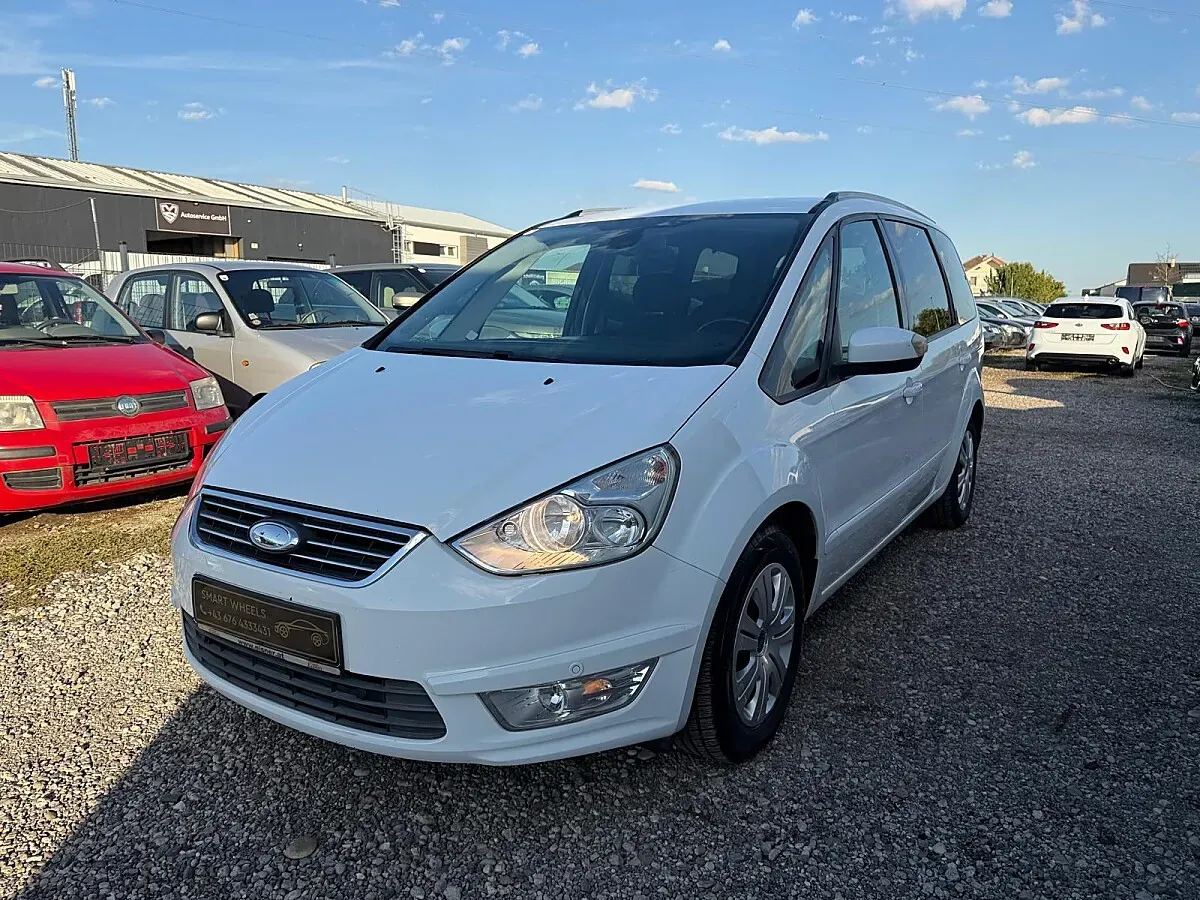 Ford Galaxy 2011 photo 2