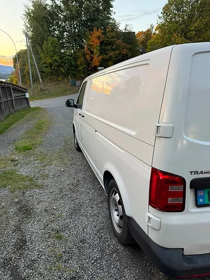 Volkswagen Transporter 2018 photo 4