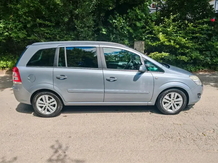 Opel Zafira B