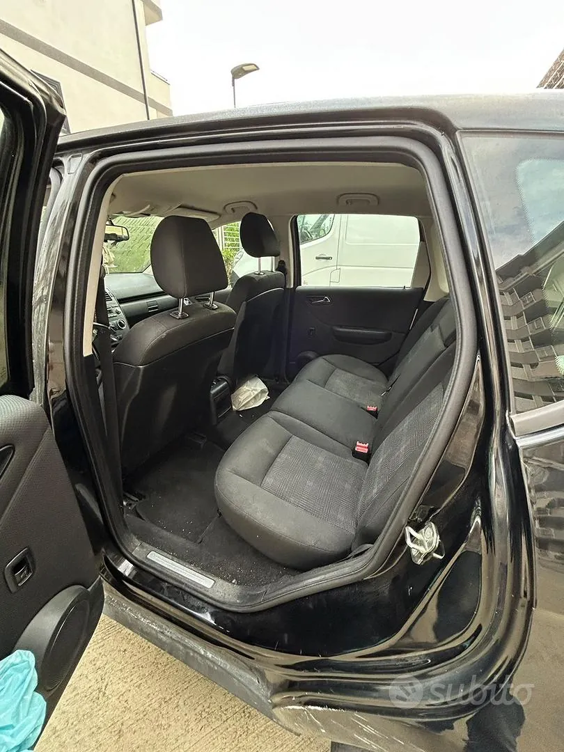 Mercedes-Benz A160 2010 photo 5