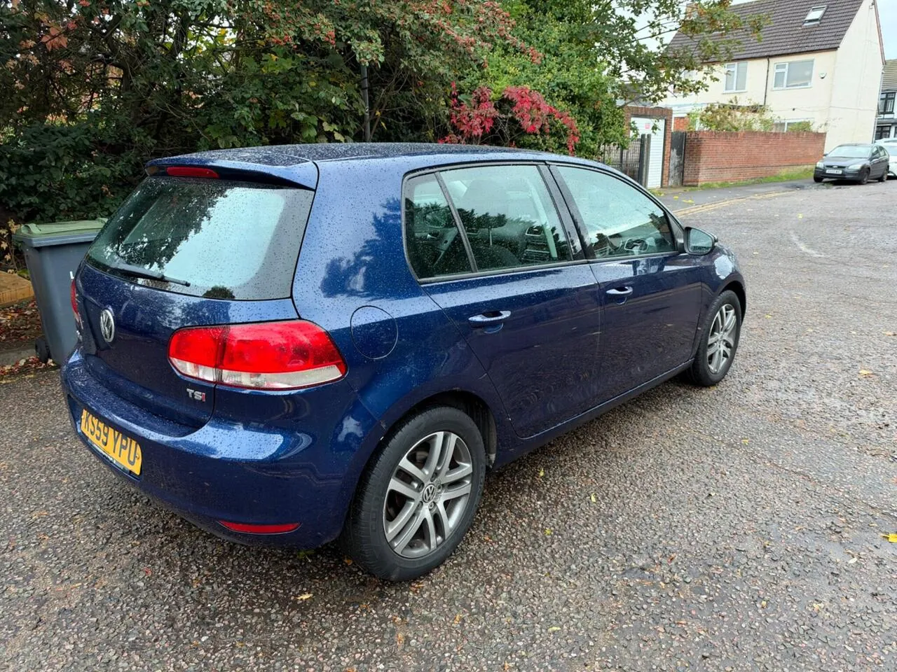 Volkswagen Golf 2010 photo 5