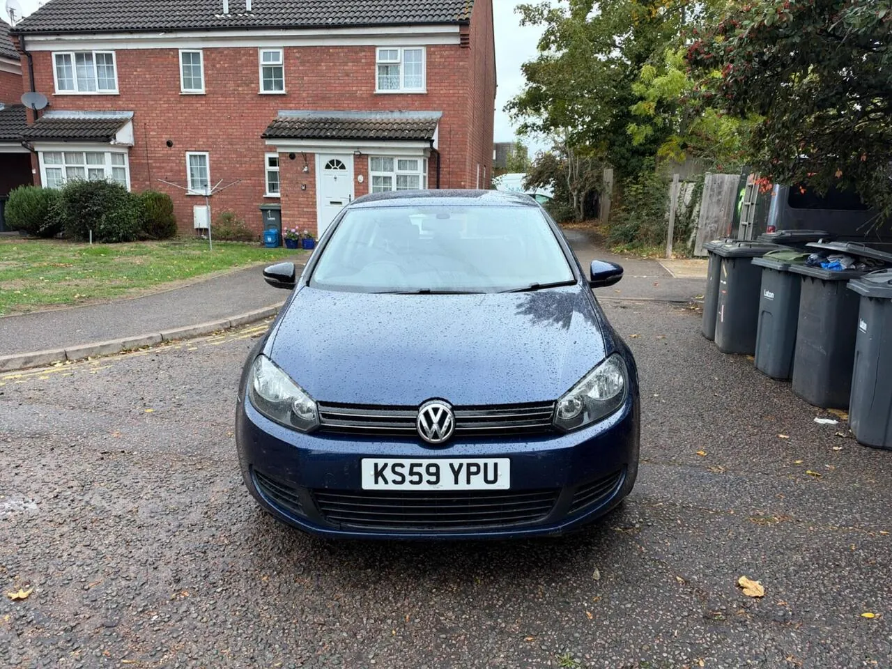 Volkswagen Golf 2010 photo 4