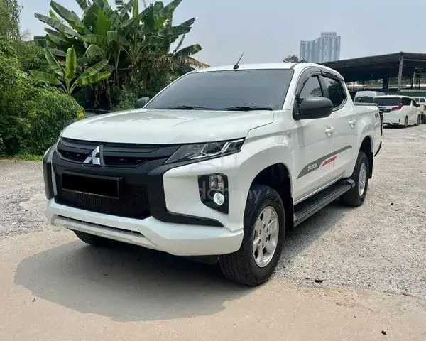 Mitsubishi Triton
