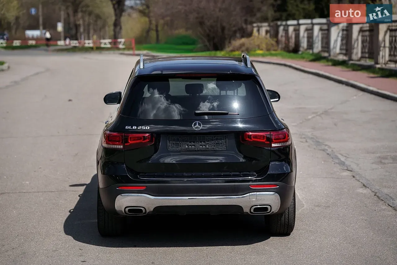 Mercedes-Benz Glb Class 2019 photo 3