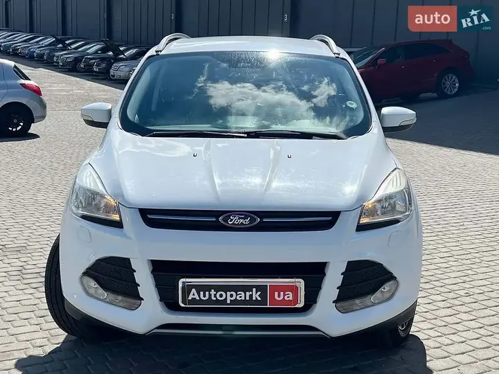 Ford Kuga 2015 photo 2