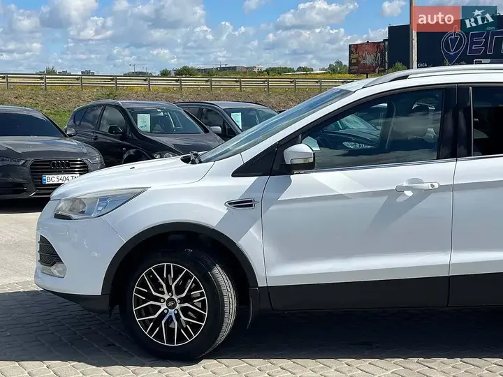 Ford Kuga 2015 photo 3
