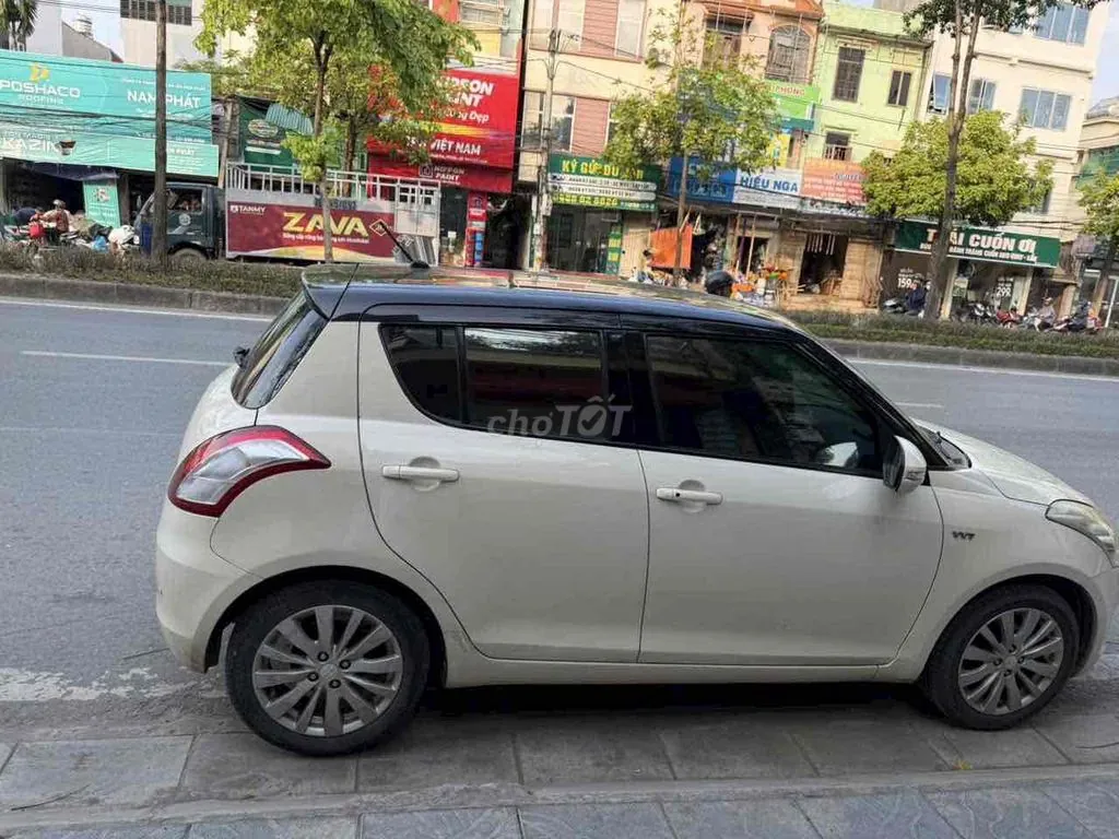 Suzuki Swift 2015 photo 4