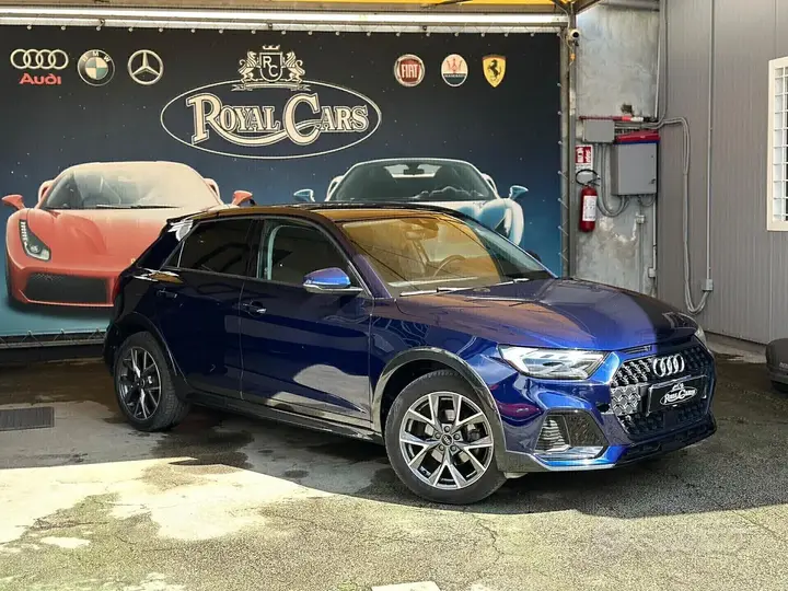 Audi A1 2023 photo 2