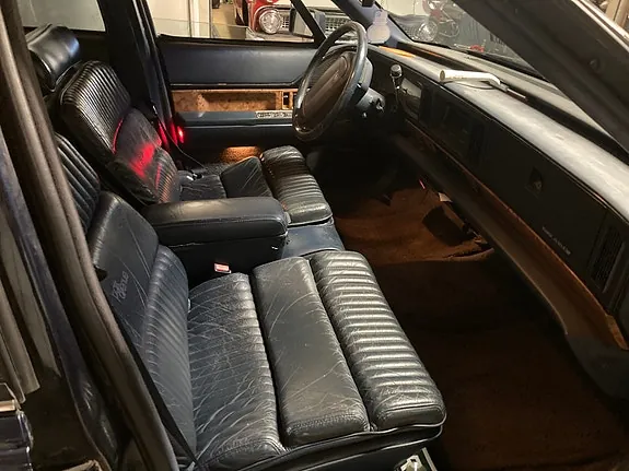 Buick Park Avenue 1991 photo 4