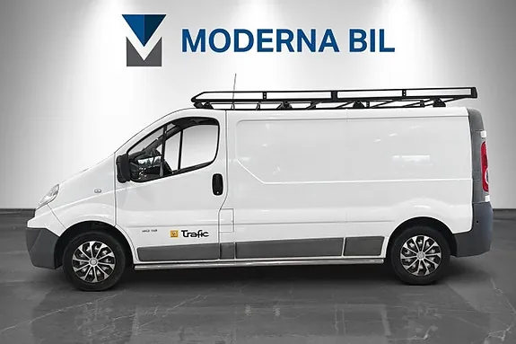 Renault Trafic 2014 photo 2