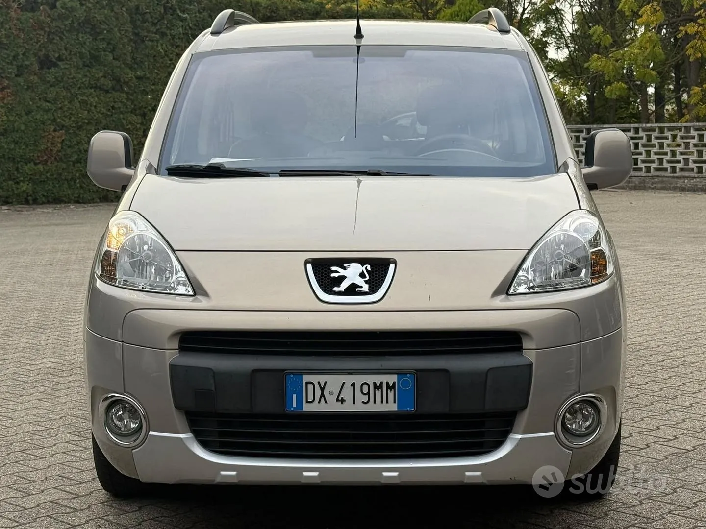 Peugeot Partner 2009 photo 2