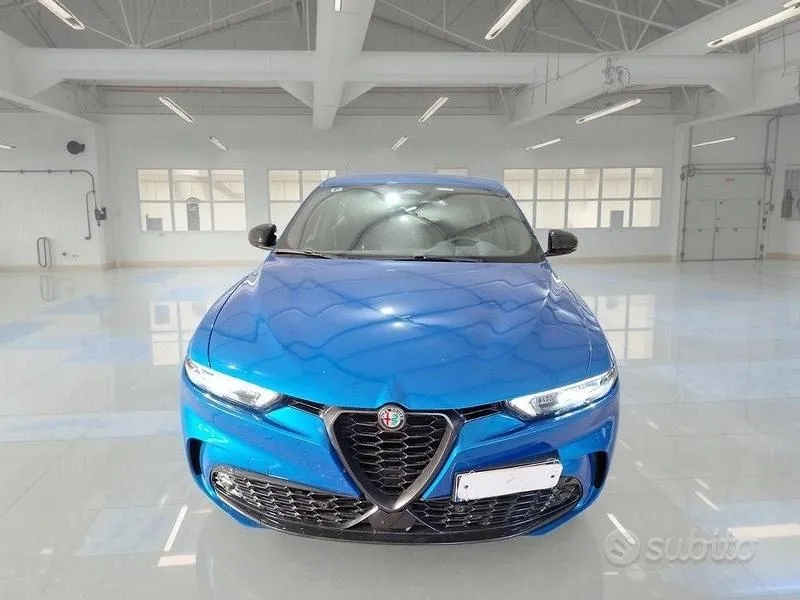 Alfa Romeo Tonale 2023 photo 2