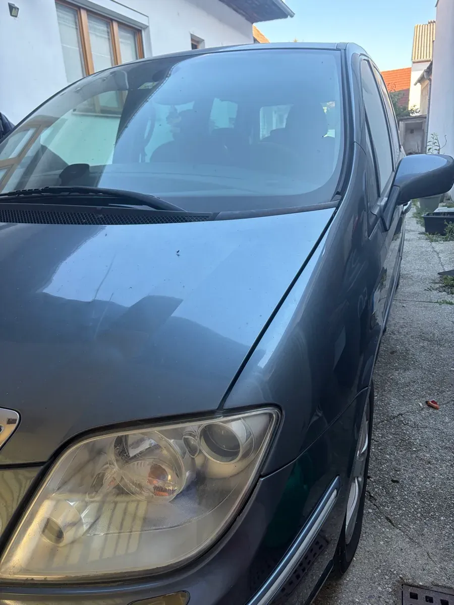 Lancia Phedra 2009 photo 2