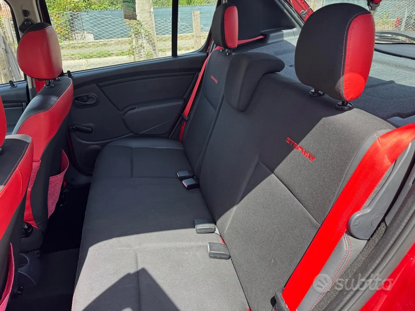 Dacia Sandero Stepway 2012 photo 4