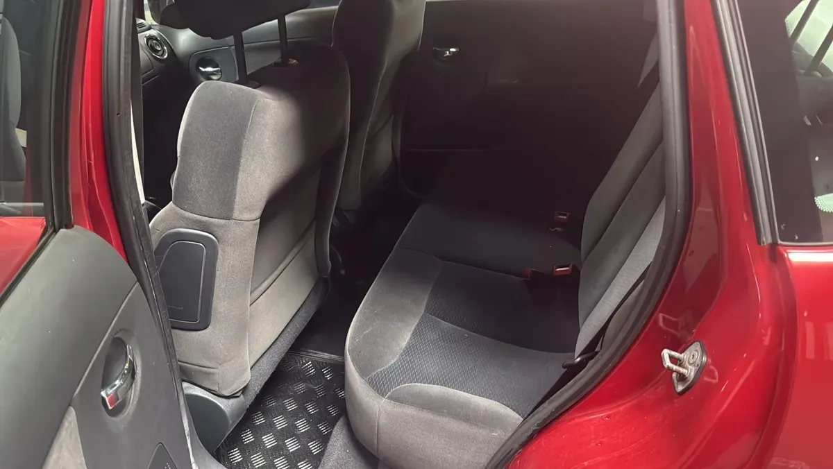 Citroen C3 2008 photo 3