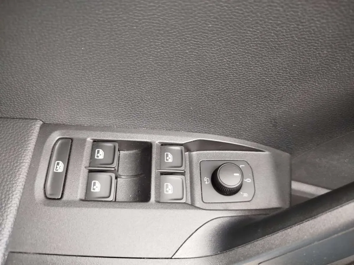 Seat Ibiza 2020 photo 3