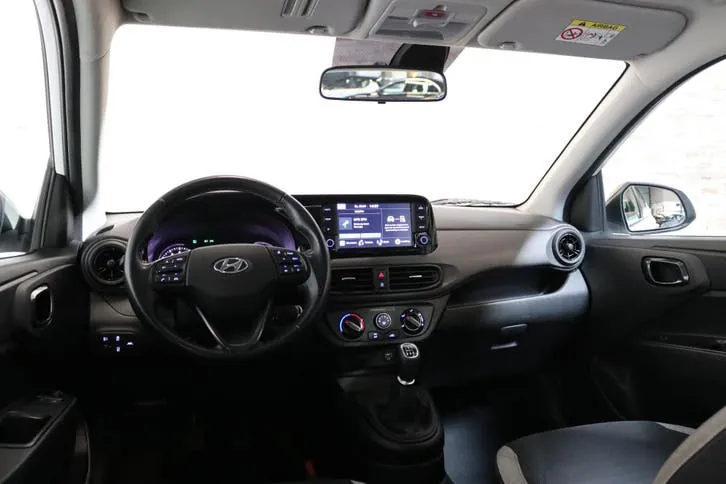 Hyundai I10 2022 photo 3