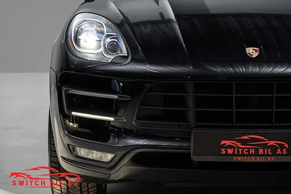 Porsche Macan Turbo 2014 photo 3