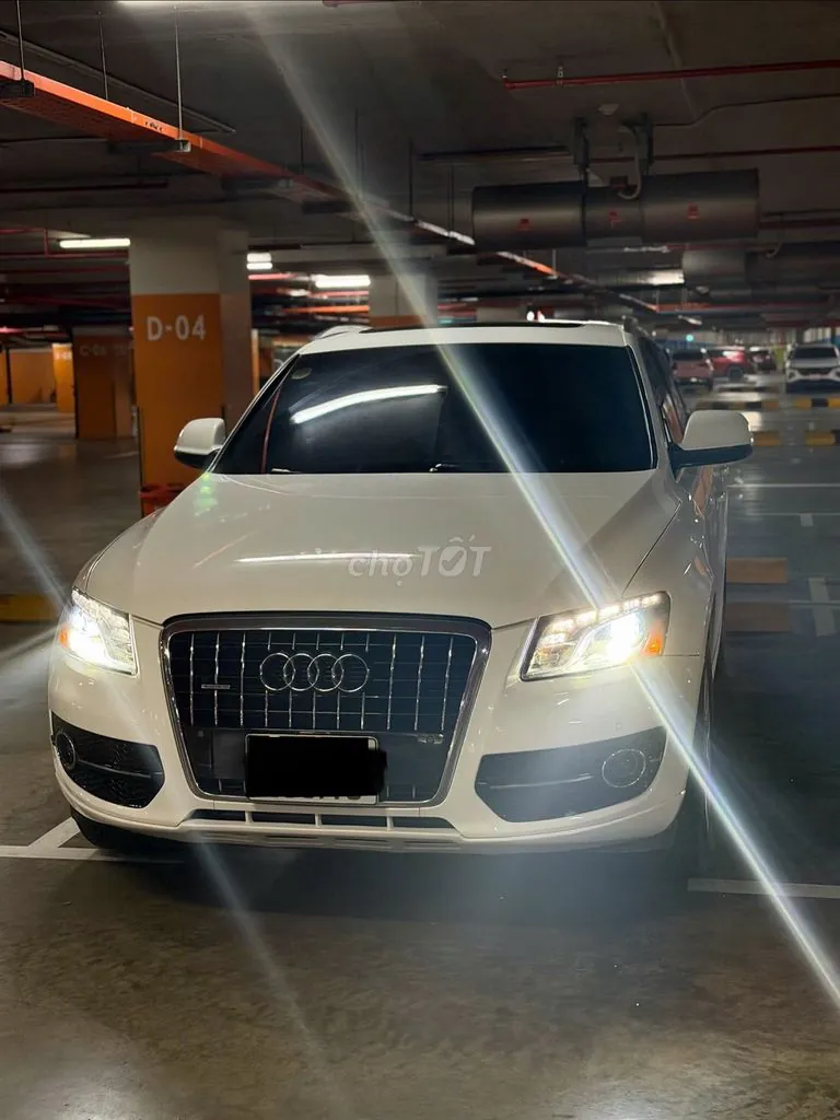 Audi Q5 2010 photo 2