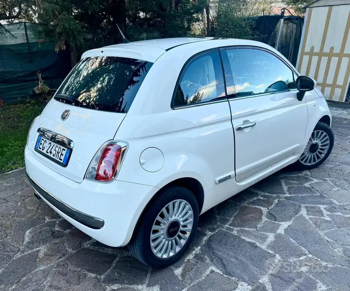 Fiat 500 2011 photo 2