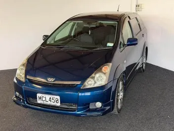 Toyota Wish 2004 photo 4