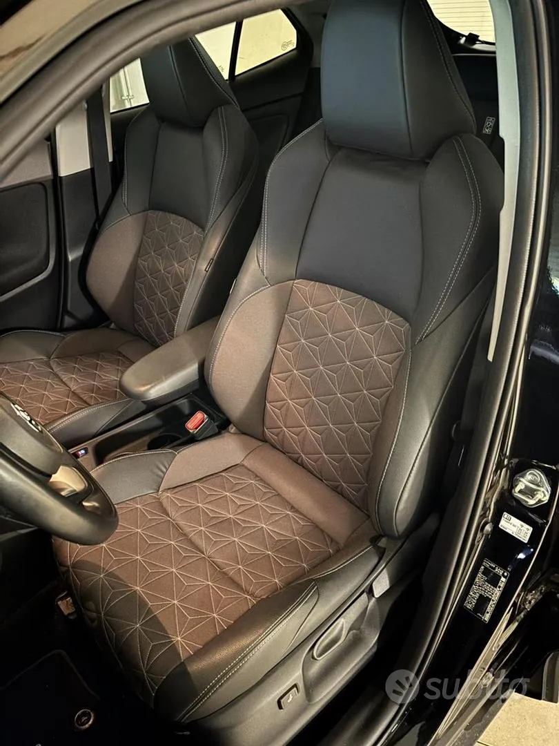 Toyota Yaris Cross 2023 photo 2